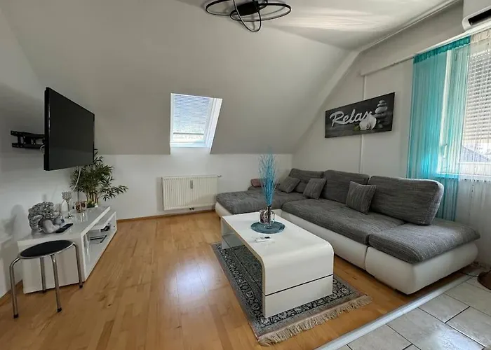 Appartamento Grosszuegige Mit Parkplatz *