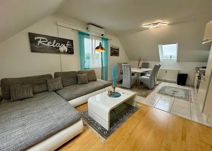 Grosszuegige Mit Parkplatz * Graz